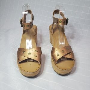 Chinese Laundry copper leather wedge sz. 8